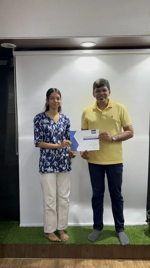 Certificate handover, October 2026 batch