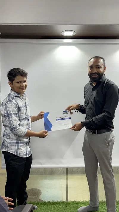 Certificate ceremony batch photo