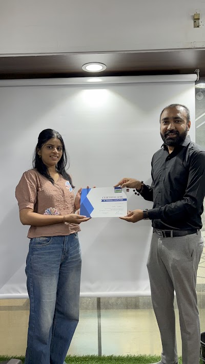 Certificate ceremony batch photo